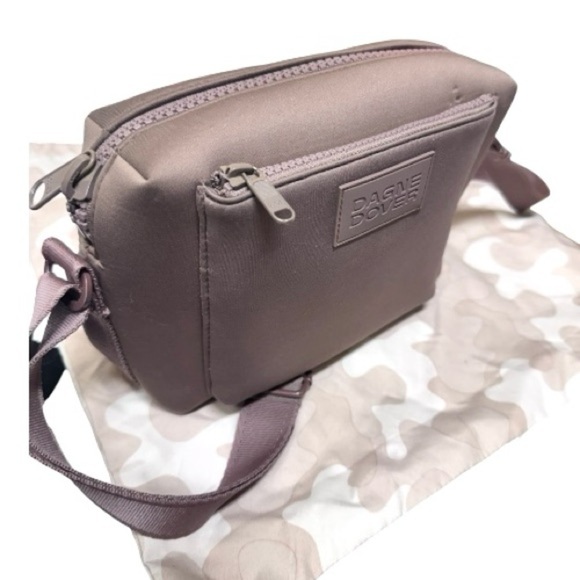 Dagne Dover Micah Crossbody Shoulder Bag in Dune, Mauve, purse, neoprene - Picture 12 of 16